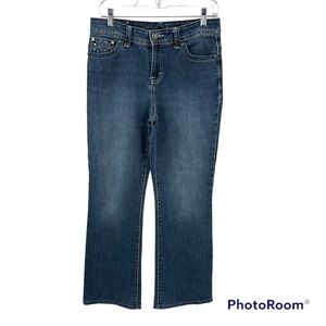 Style&Co Womens Jeans Size 6 Straight Leg Mid Rise Flap Pockets Studs Denim Jean